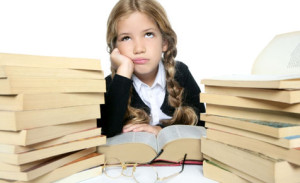 unhappygirlwithbooks476x290